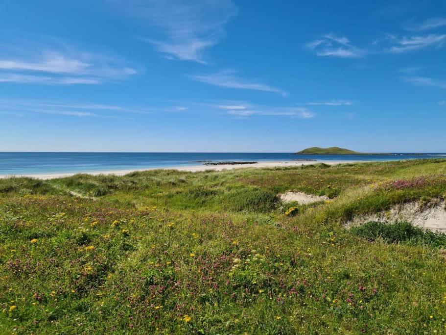 Loch An Eilean Pod Isle Of South Uist Villa Pollachara Luaran gambar