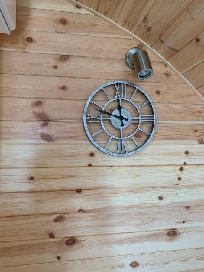 Loch An Eilean Pod Isle Of South Uist Villa Pollachara Luaran gambar