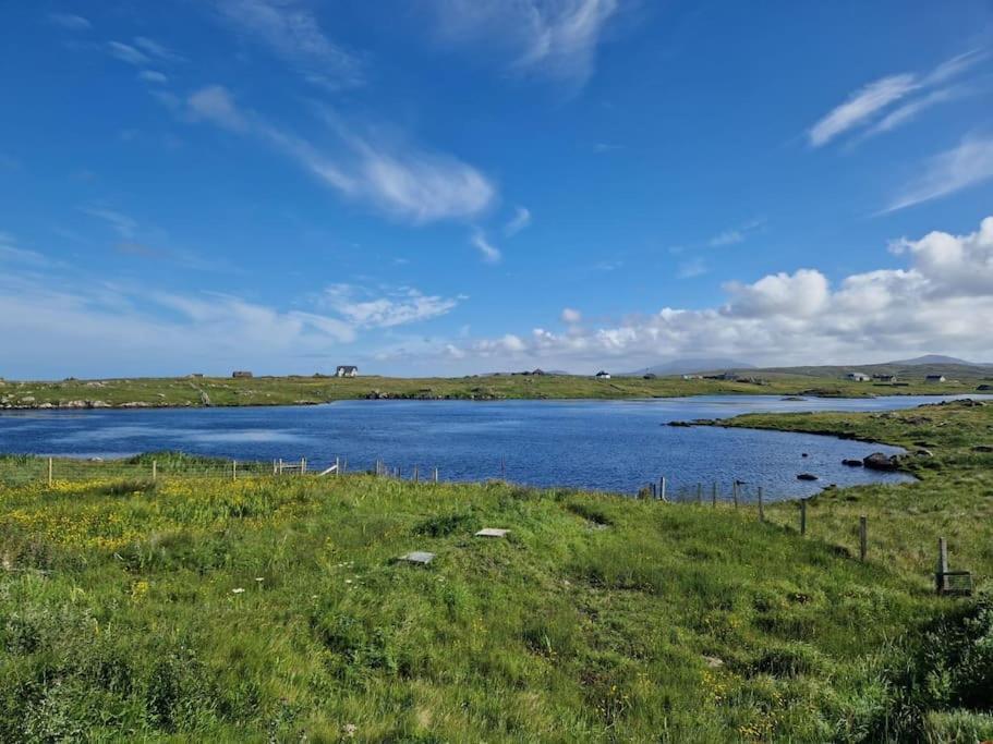 Loch An Eilean Pod Isle Of South Uist Villa Pollachara Luaran gambar