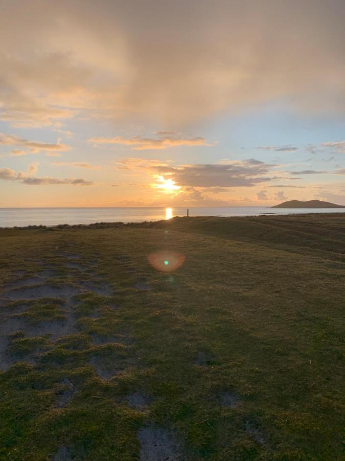 Loch An Eilean Pod Isle Of South Uist Villa Pollachara Luaran gambar