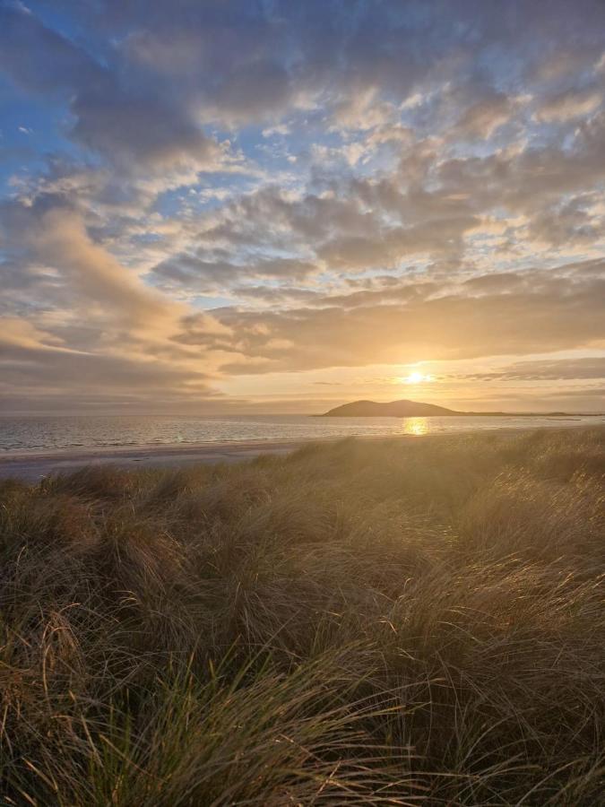 Loch An Eilean Pod Isle Of South Uist Villa Pollachara Luaran gambar