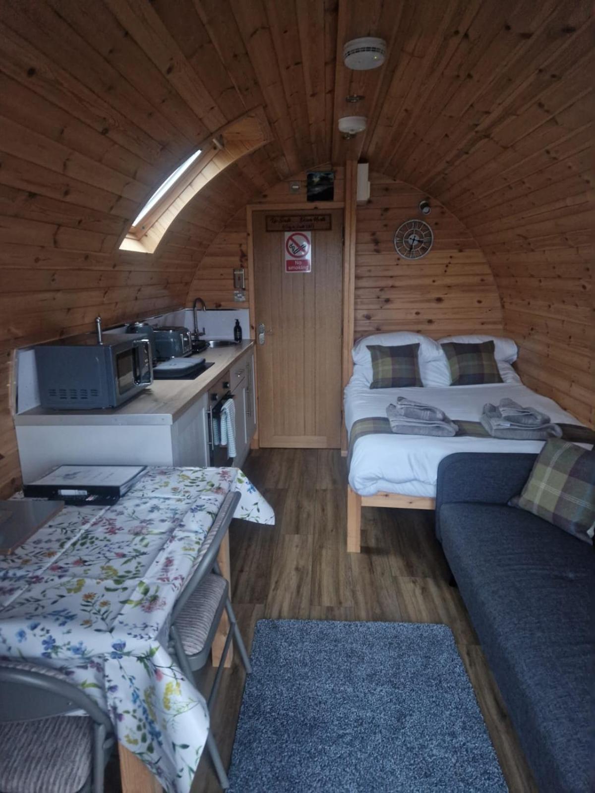 Loch An Eilean Pod Isle Of South Uist Villa Pollachara Luaran gambar
